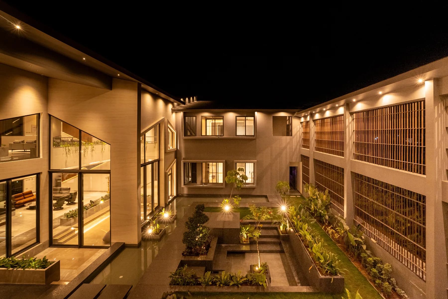 The Velumani Residence 27